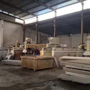 生產(chǎn)車(chē)間